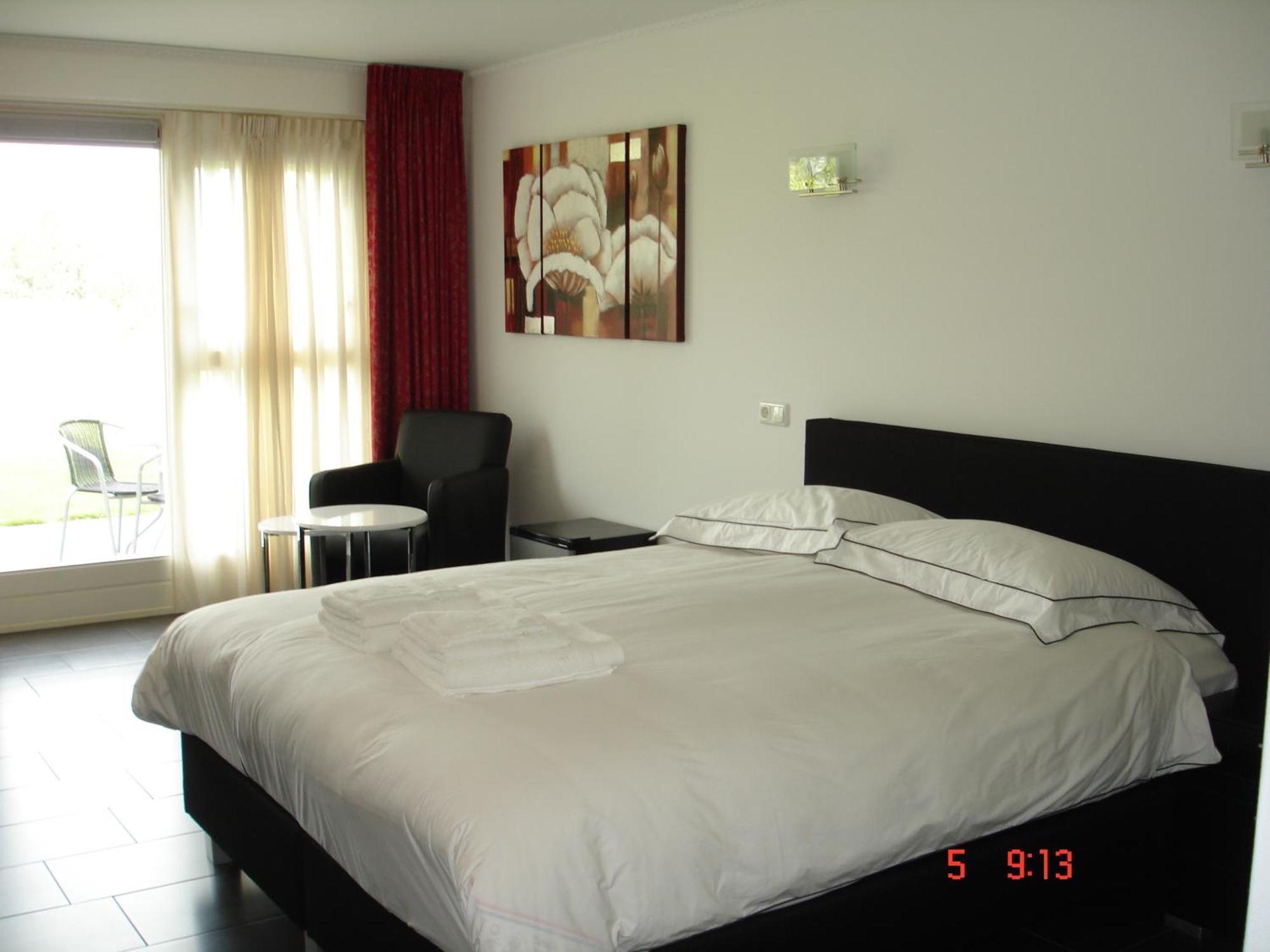 Cecilia - Catharina B&B Joure Exterior photo
