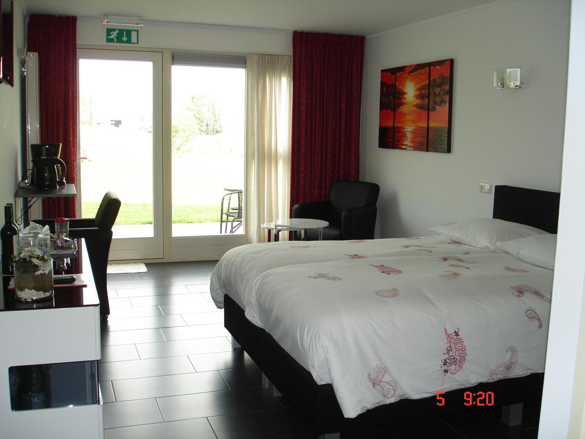 Cecilia - Catharina B&B Joure Exterior photo